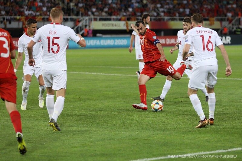 Фото с матча Северная Македония 0:1 Польша